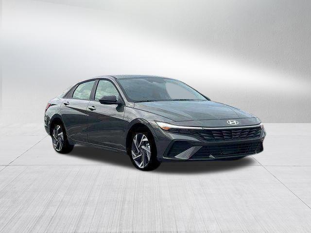 Hyundai Elantra  2025