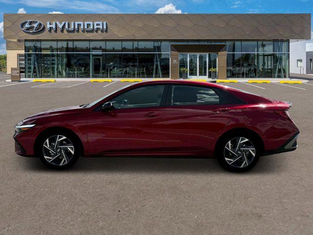 Hyundai Elantra  2025