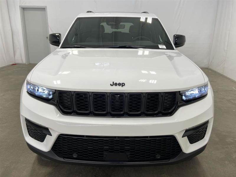 Jeep Grand Cherokee  2025