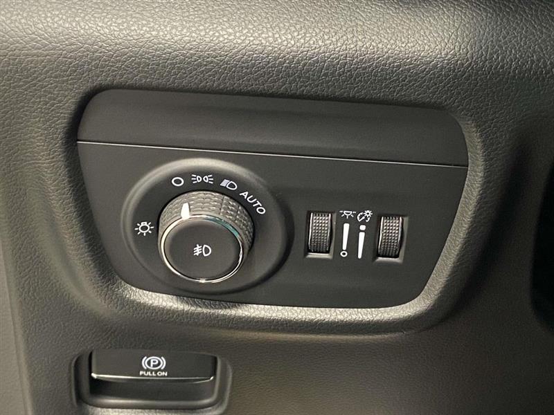 Jeep Grand Cherokee  2025