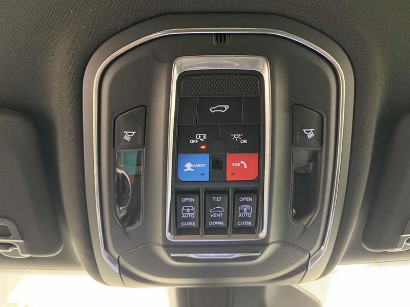 Jeep Grand Cherokee  2025