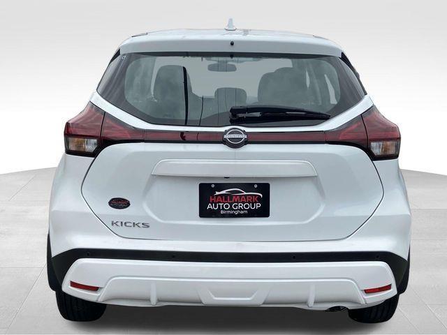 Nissan Kicks  2025