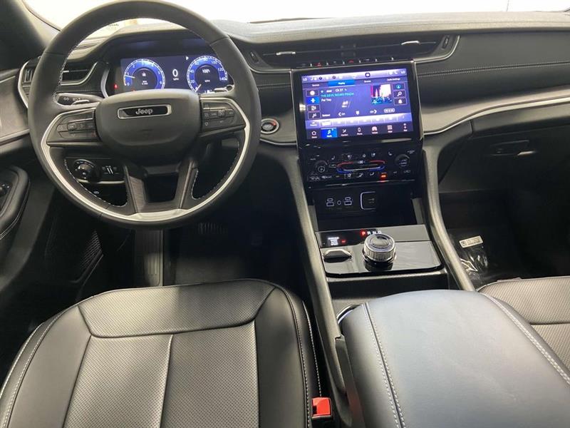 Jeep Grand Cherokee  2025