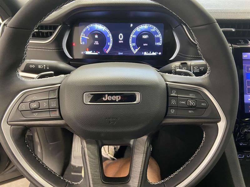 Jeep Grand Cherokee  2025