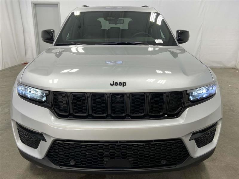 Jeep Grand Cherokee  2025