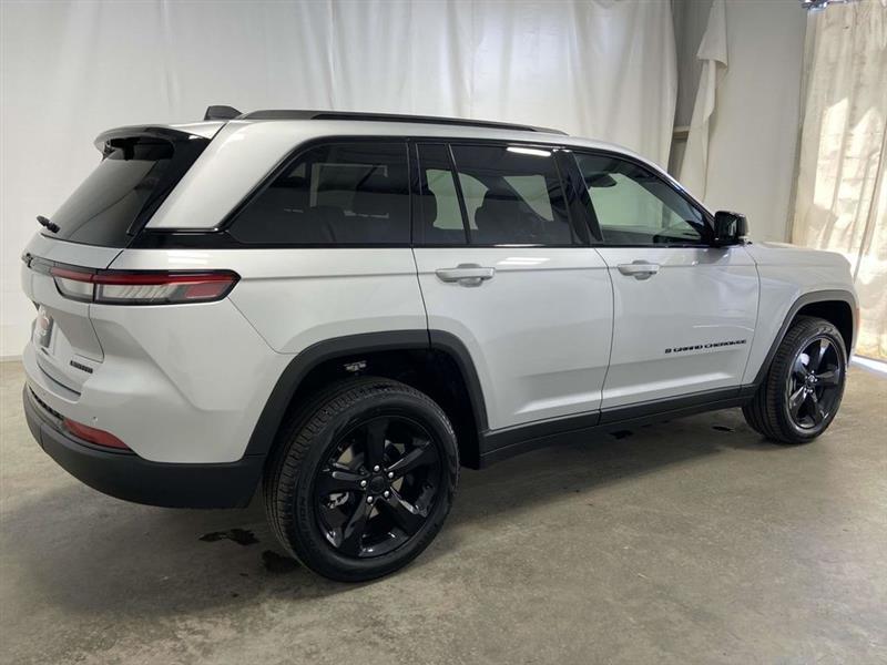 Jeep Grand Cherokee  2025