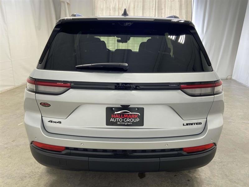 Jeep Grand Cherokee  2025