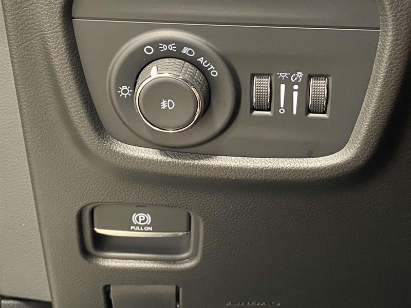 Jeep Grand Cherokee  2025