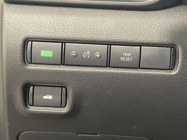 Nissan Sentra  2025 Nissan Sentra  2025