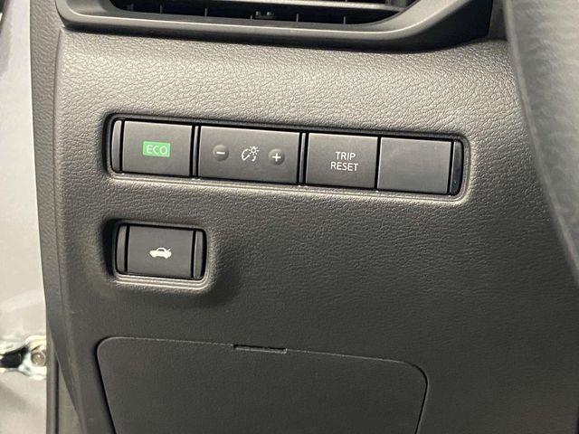 Nissan Sentra  2025 Nissan Sentra  2025