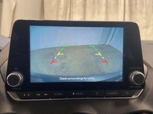 Nissan Sentra  2025 Nissan Sentra  2025