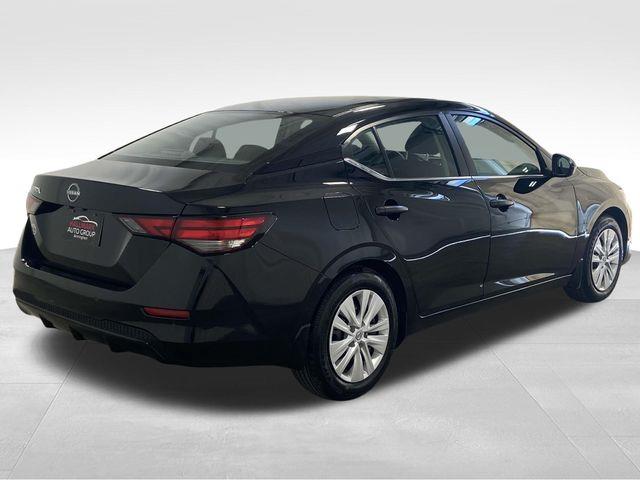 Nissan Sentra  2025 Nissan Sentra  2025