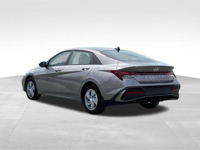 Hyundai Elantra  2025 Hyundai Elantra  2025