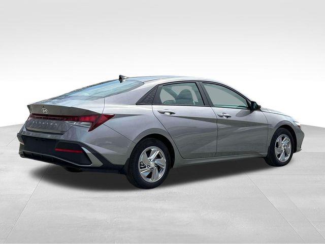 Hyundai Elantra  2025 Hyundai Elantra  2025