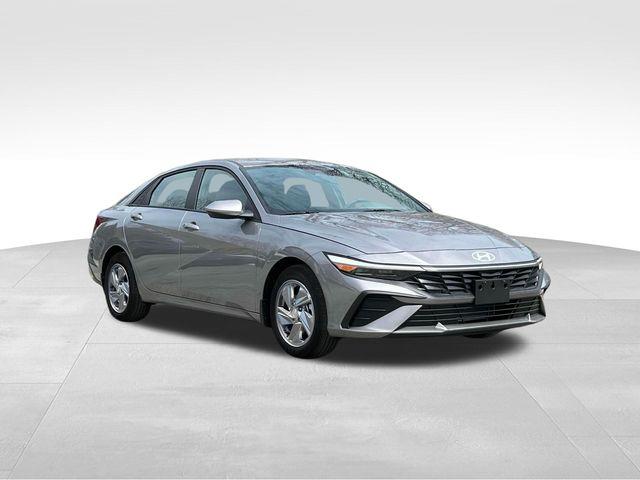 Hyundai Elantra  2025 Hyundai Elantra  2025