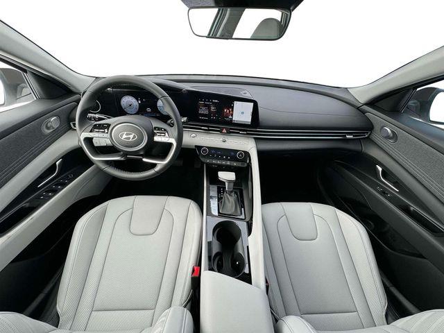 Hyundai Elantra  2025 Hyundai Elantra  2025