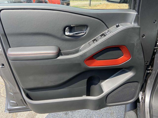 Nissan Frontier  2025