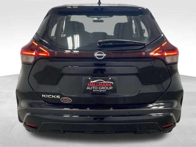 Nissan Kicks  2025