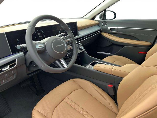 Hyundai Sonata Hybrid  2025