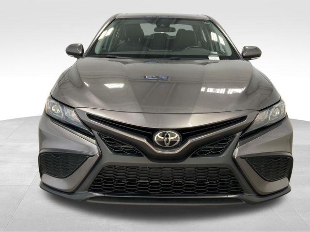 Toyota Camry  2024