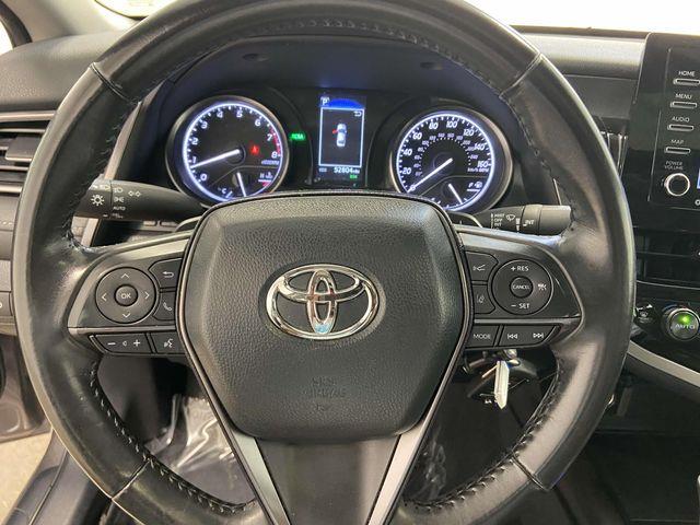 Toyota Camry  2024