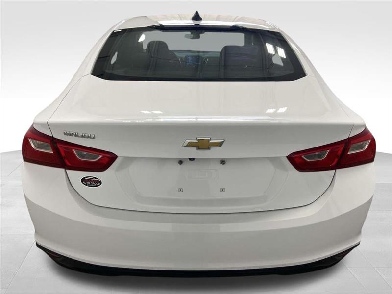 Chevrolet Malibu  2023