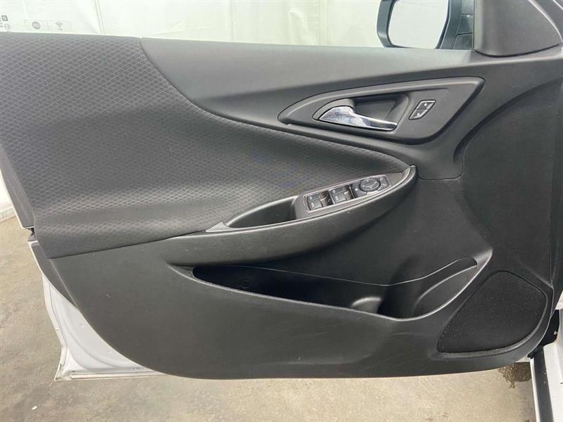 Chevrolet Malibu  2023