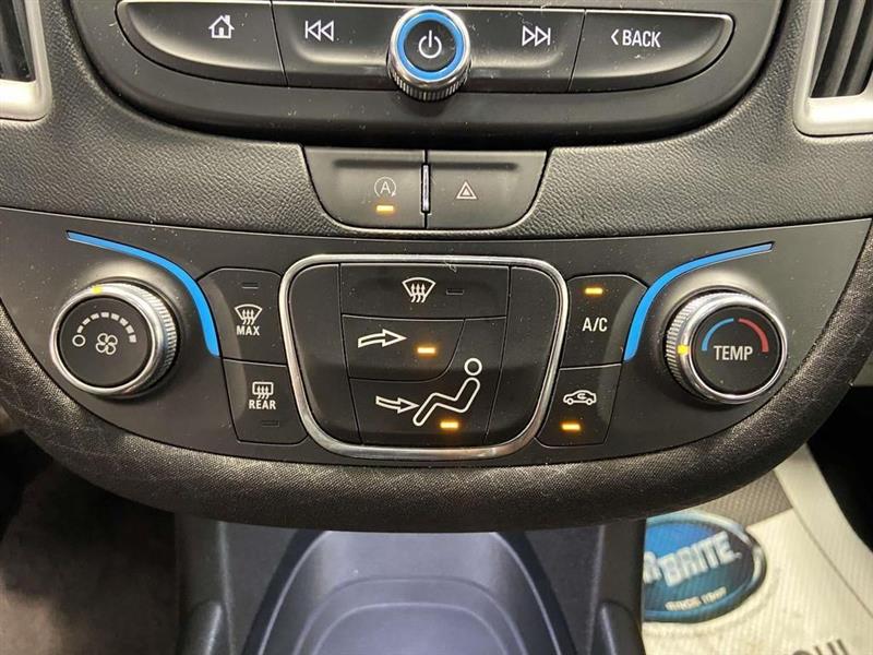 Chevrolet Malibu  2023