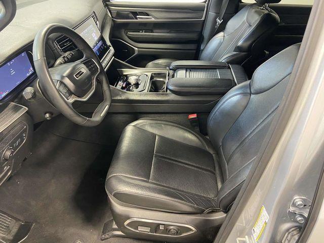 Jeep Wagoneer L  2024