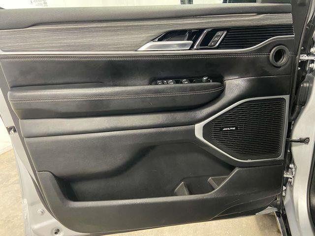 Jeep Wagoneer L  2024