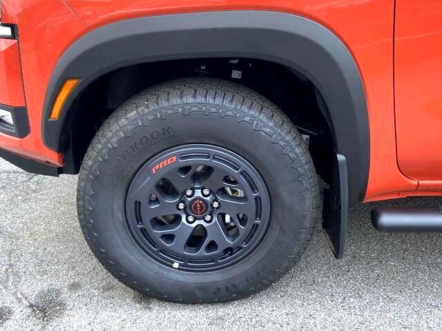 Nissan Frontier  2025