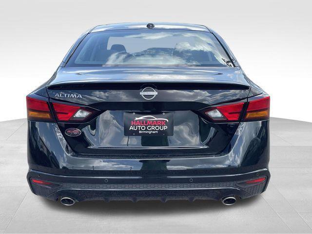 Nissan Altima  2025