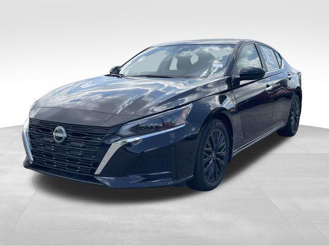 Nissan Altima  2025