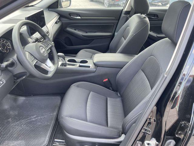 Nissan Altima  2025