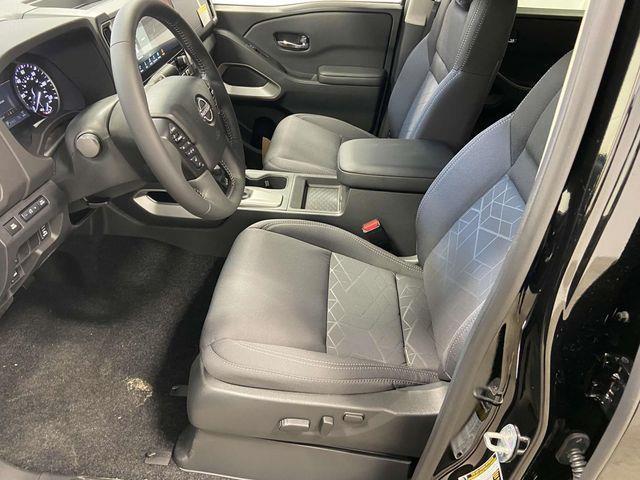 Nissan Frontier  2025