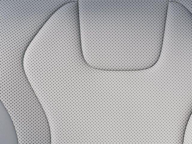 Hyundai Elantra  2025