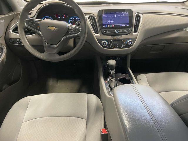 Chevrolet Malibu  2023