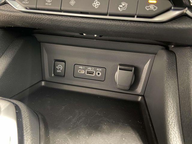 Nissan Sentra  2025 Nissan Sentra  2025