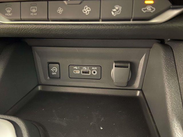 Nissan Sentra  2025 Nissan Sentra  2025