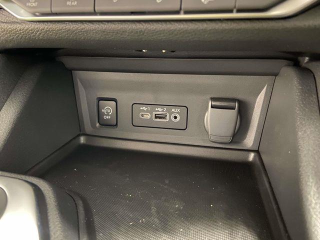 Nissan Sentra  2025 Nissan Sentra  2025