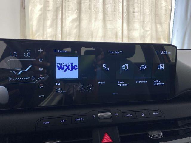 Kia K4  2025 Kia K4  2025