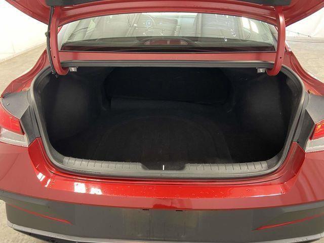 Hyundai Elantra  2024 Hyundai Elantra  2024