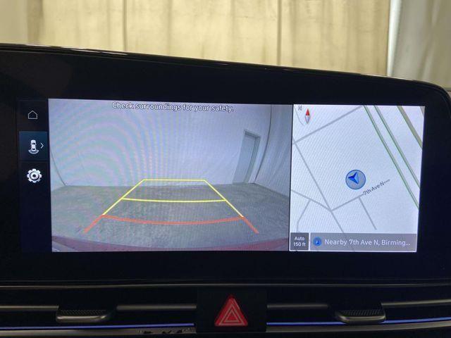 Hyundai Elantra  2024 Hyundai Elantra  2024