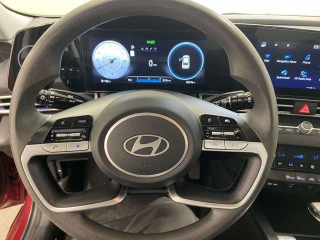 Hyundai Elantra  2024 Hyundai Elantra  2024