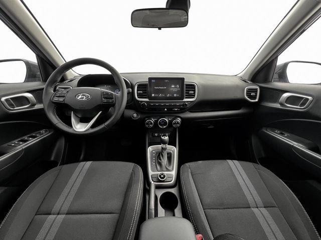 Hyundai Venue  2025