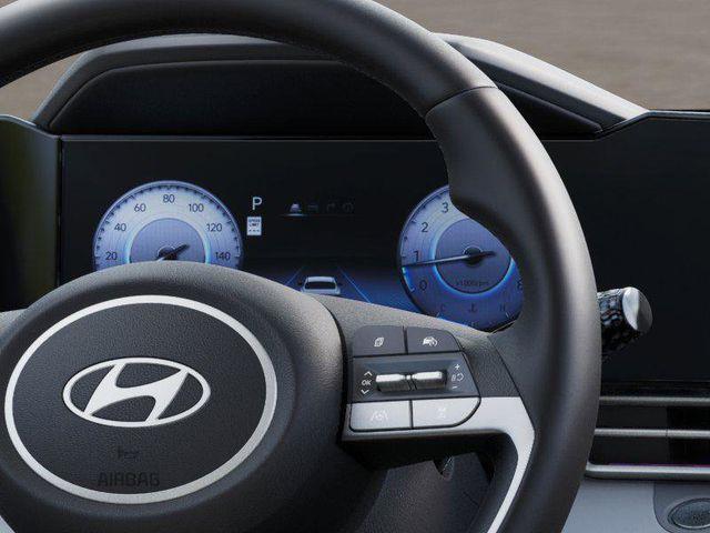 Hyundai Elantra  2025