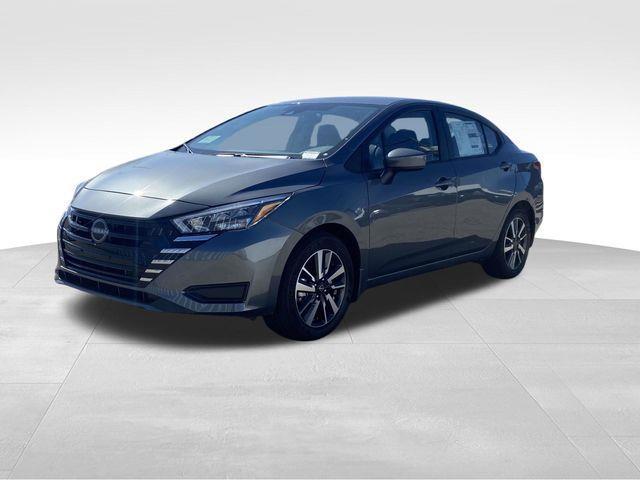 Nissan Versa  2025