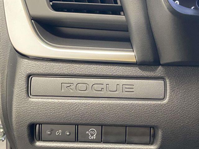 Nissan Rogue  2026