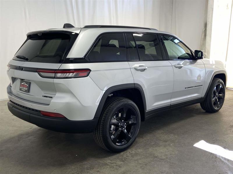 Jeep Grand Cherokee  2025