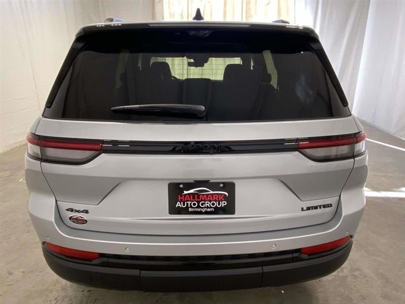 Jeep Grand Cherokee  2025